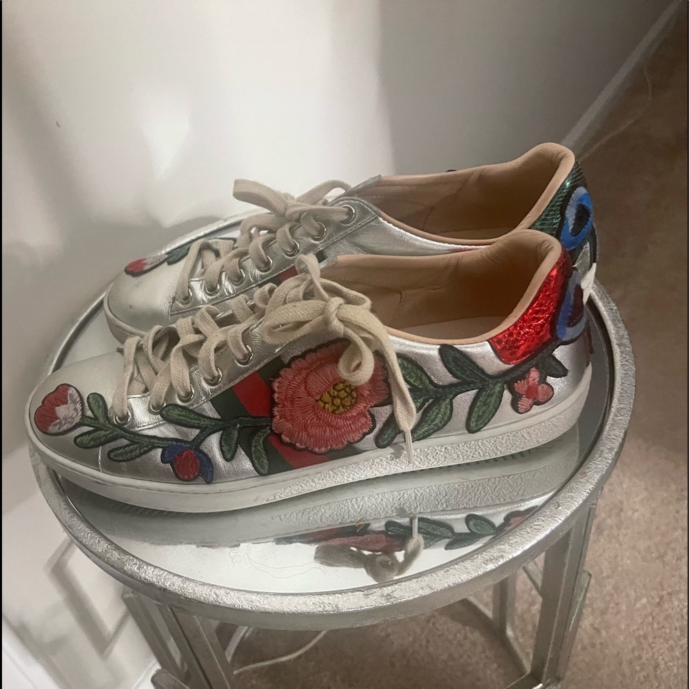 Worn authentic Gucci sneakers
